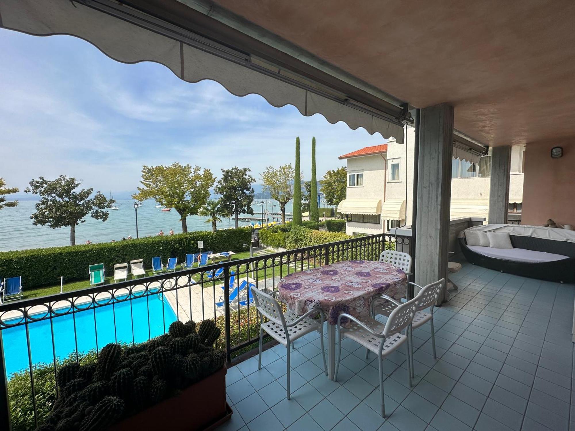 Apartments Rainer - Front Lake Bardolino Zewnętrze zdjęcie