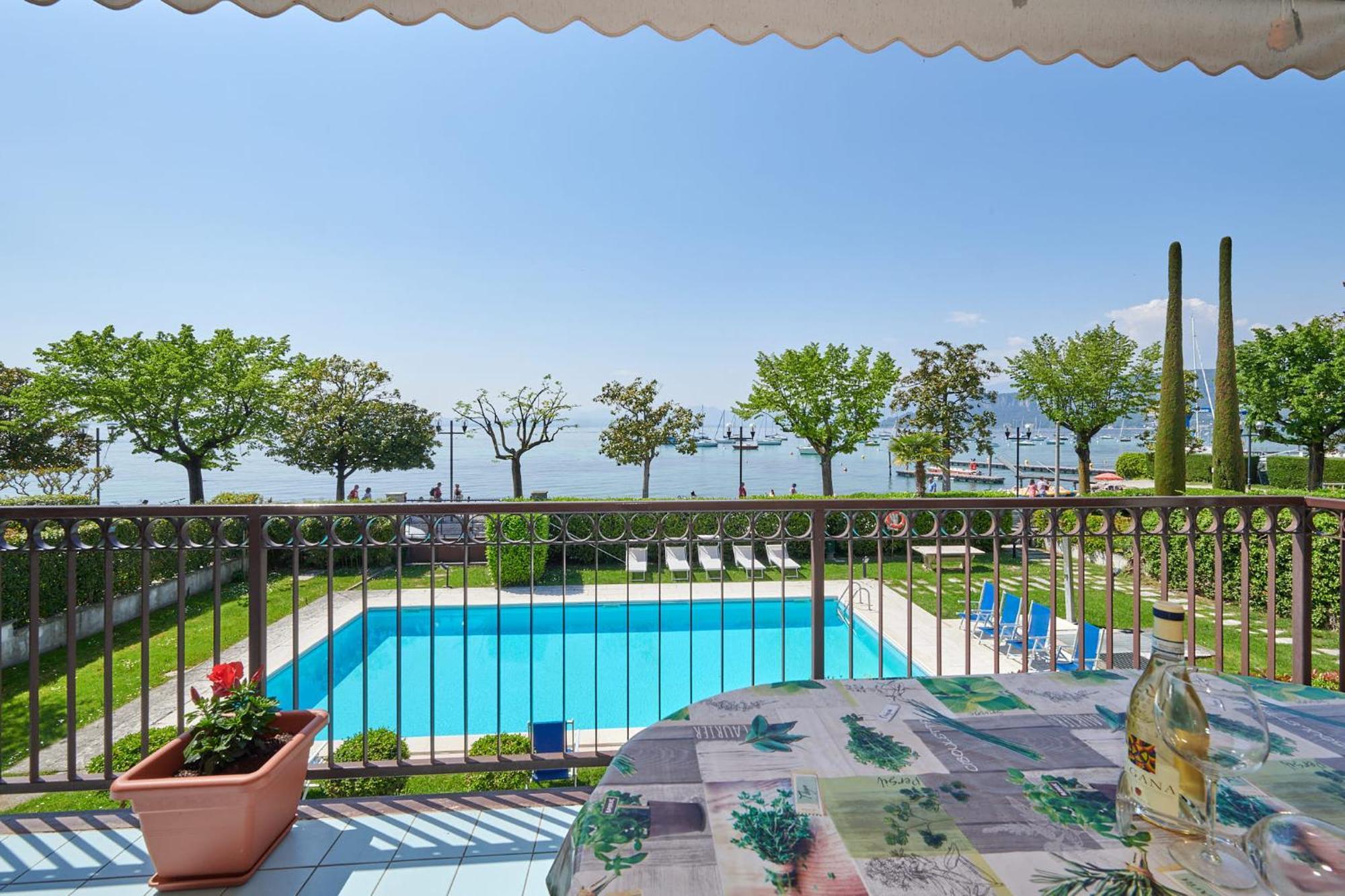 Apartments Rainer - Front Lake Bardolino Zewnętrze zdjęcie